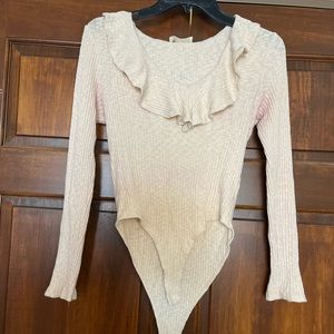 Altar’d State white/cream long sleeve women’s bodysuit, size medium